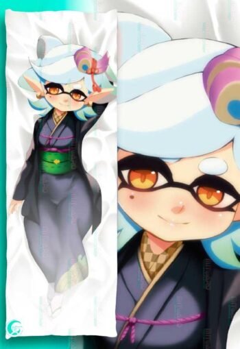 Alternative view of Marie Dakimakura Body pillow cover